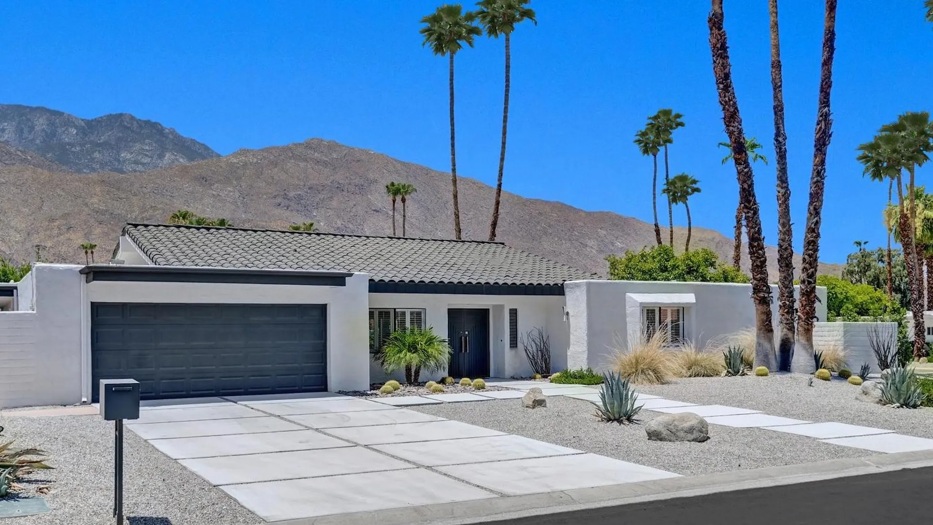 Twin Palms Tranquility By Oranj Palm Villa Palm Springs Holiday home